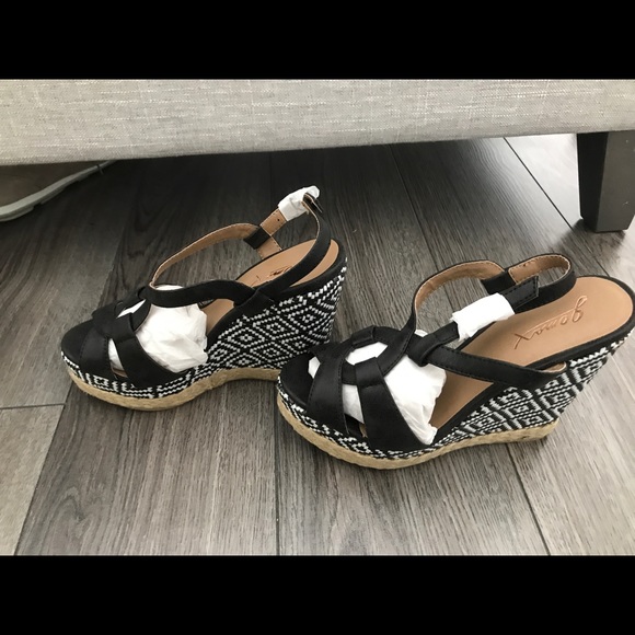 Gomax wedges sandal new size 6 - Picture 9 of 9